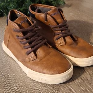 Nautica Boys Size 1 Breakwater Chukka